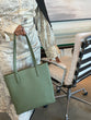 Load image into Gallery viewer, Green vegan leather tote bag with zipper
